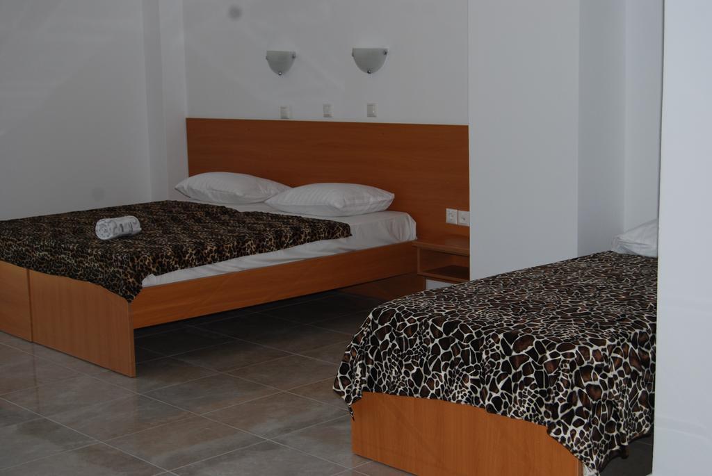 Hotel Ledras Gennadi Habitación foto