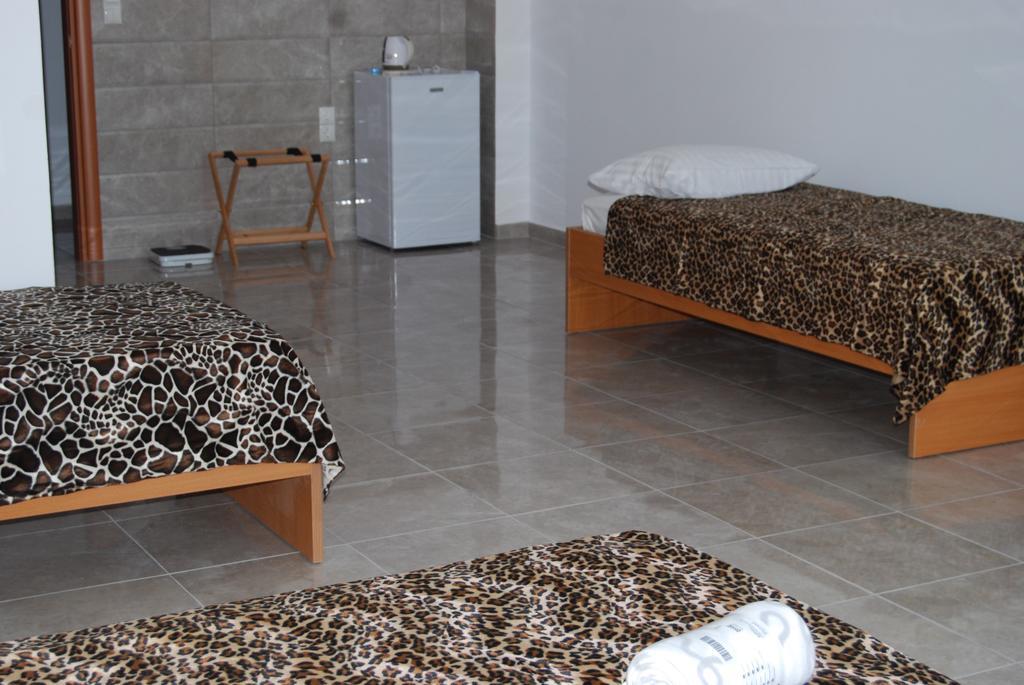Hotel Ledras Gennadi Habitación foto